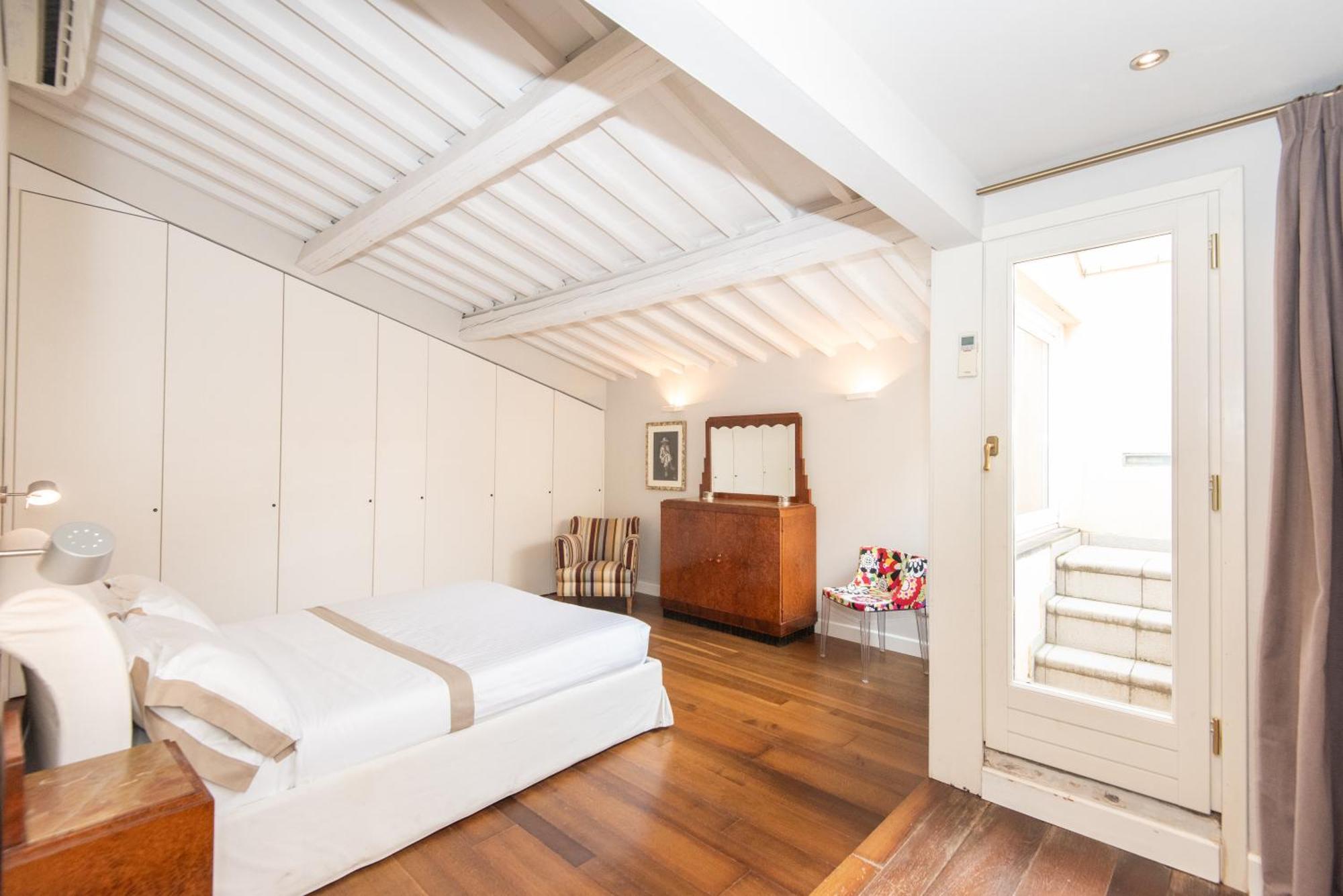 Apartament Giambologna Attic By Firenze Prestige Zewnętrze zdjęcie